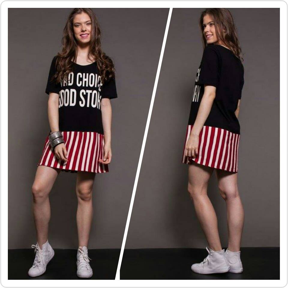 T-shirt dress com listras. Very cool!