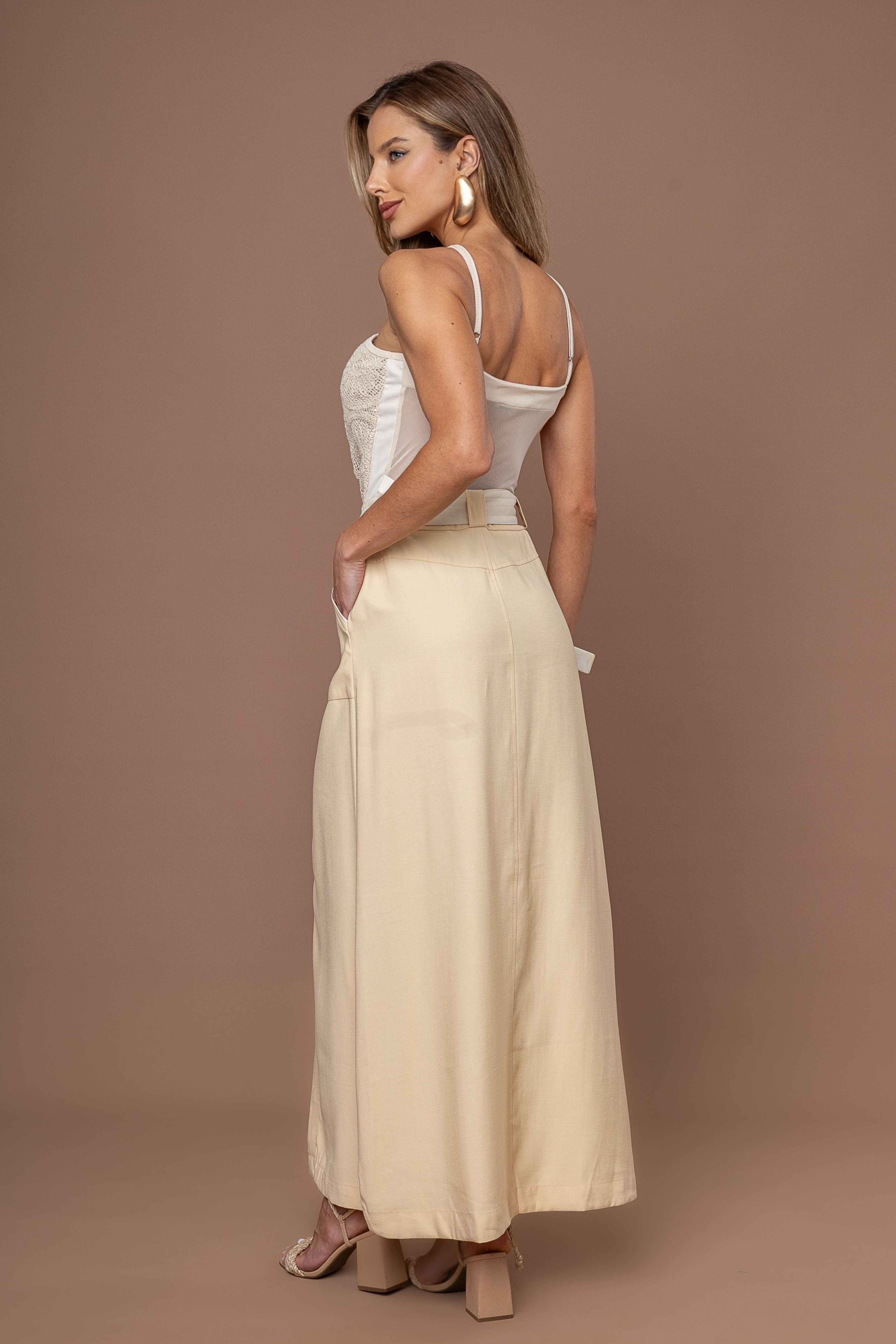 SAIA LONGA ALFAIATARIA COM CINTO COURINO