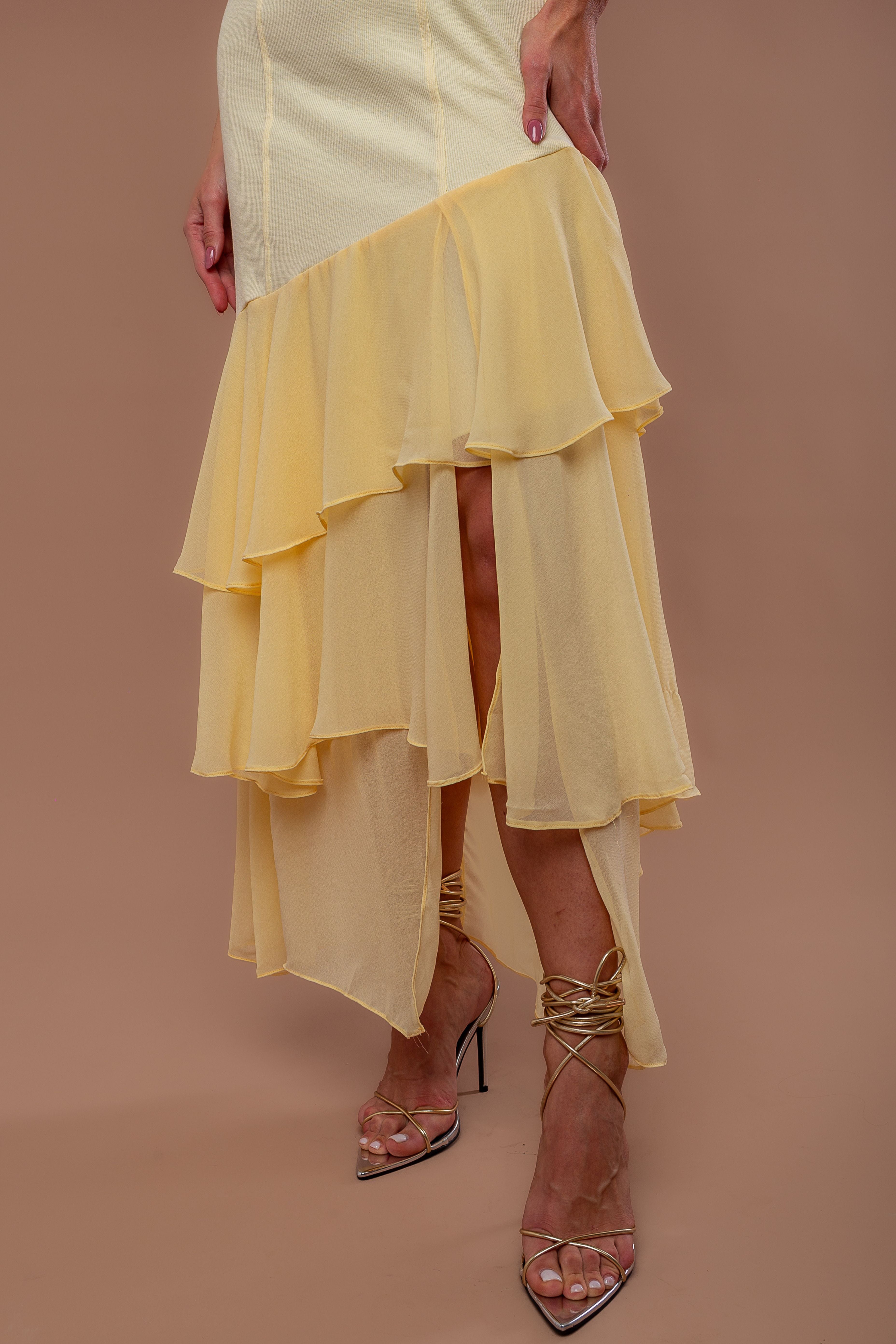 VESTIDO EM RIB E CHIFFON COM BABADOS