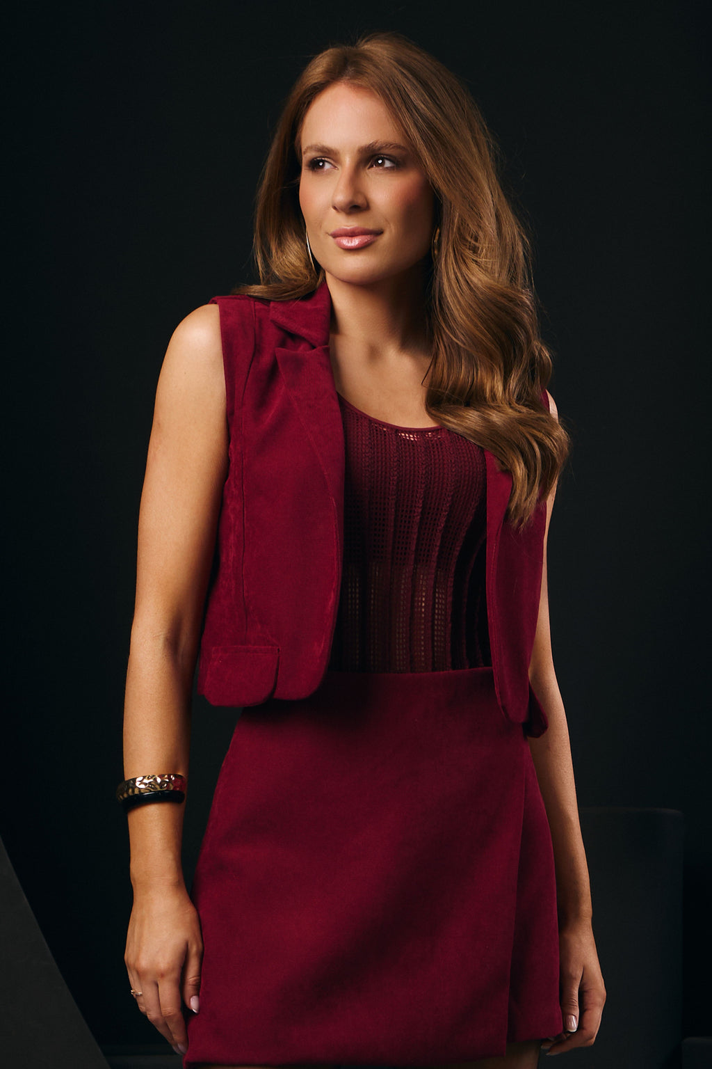 COLETE  SARJA AVELUDADA MERLOT