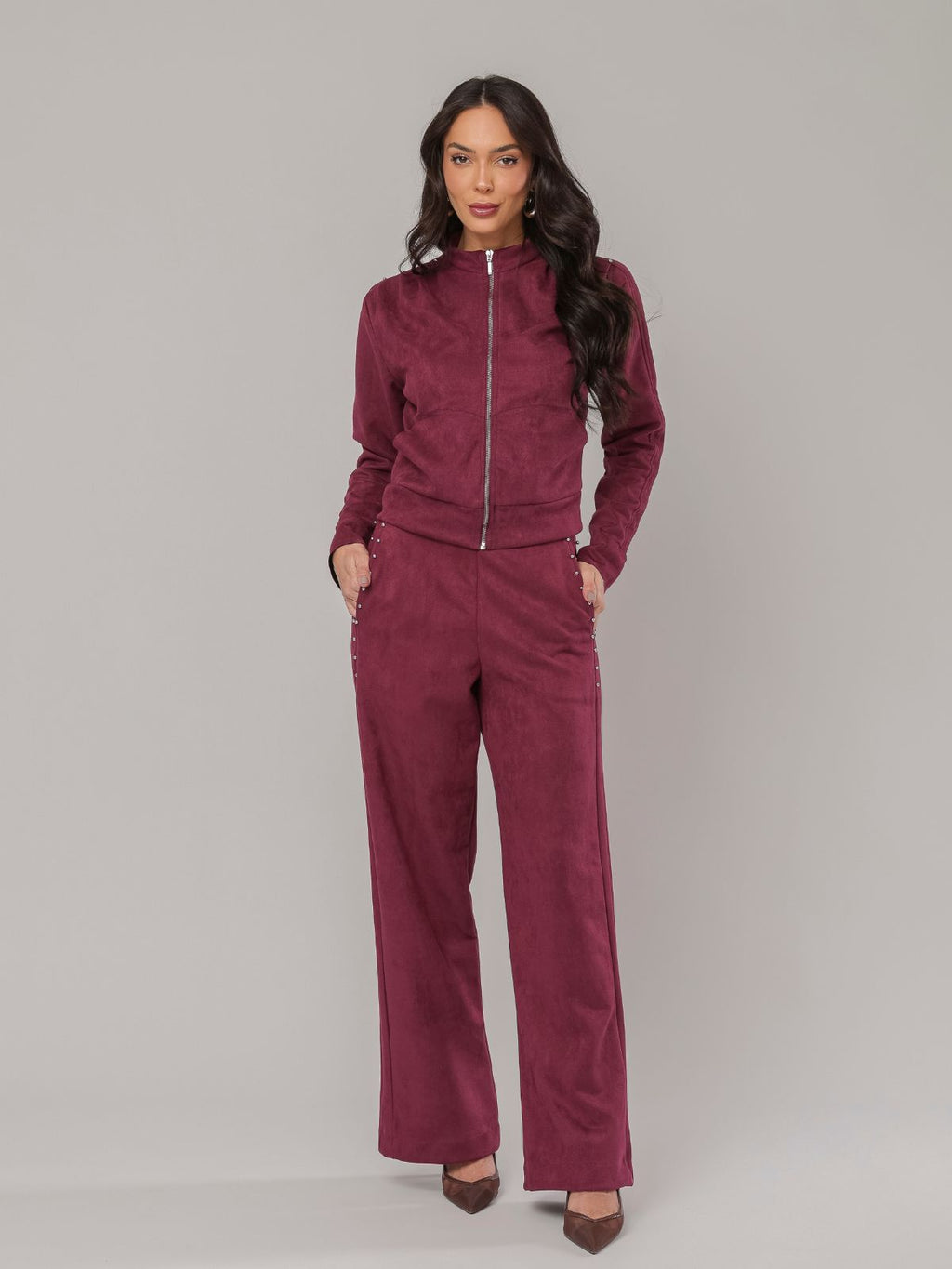 Kit Conjunto Suede Feminino Jaqueta Pregas Rebites + Calça Wide Leg Luxo