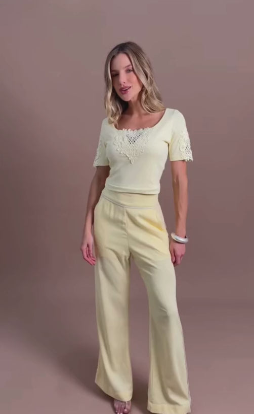 BLUSA RIB COM PALA RENDA DECOTE E MANGA